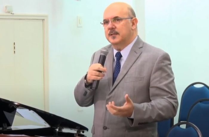 ‘Novo ministro da Educação tem visão ultrapassada’, afirma professora Bebel