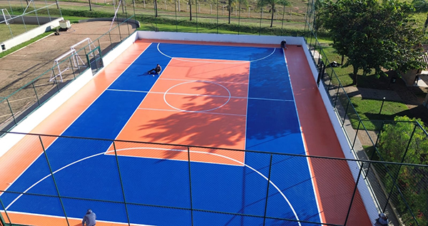 Sindicato SETH conclui revitalização da quadra poliesportiva do Clube de Campo SETH