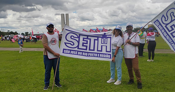 SETH participa da mobilização nacional em Brasília pelo fim da escala 6x1 e ampliação de direitos