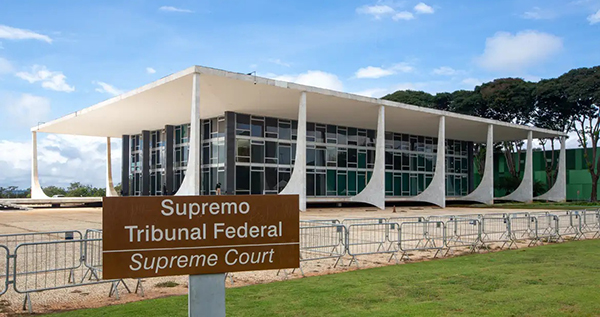 STF valida lei de SP que pune empresas por trabalho escravo