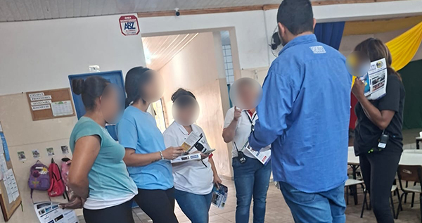 SETH faz trabalho de base com trabalhadores de asseio e conservação em creches e escolas municipais